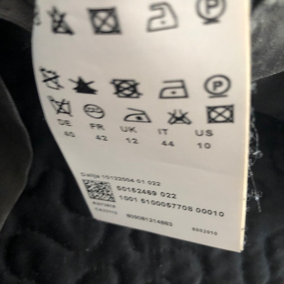 Beautiful Hugo Boss Wool/Silk Dress l Lined l Gray Silk - Picture 14 of 16